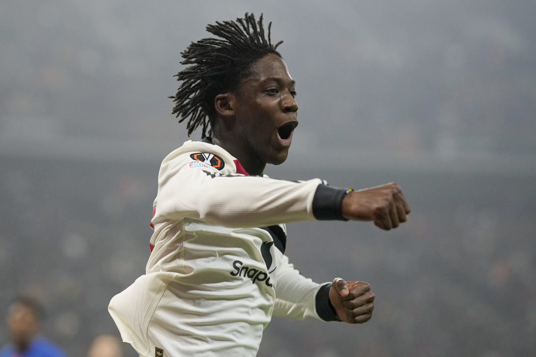 Αυτό το… δικό της παιδί, δεν έπρεπε να χαθεί: Η Γιουνάιτεντ ανακοίνωσε την ανανέωση με τον Μέινου (ΒΙΝΤΕΟ)