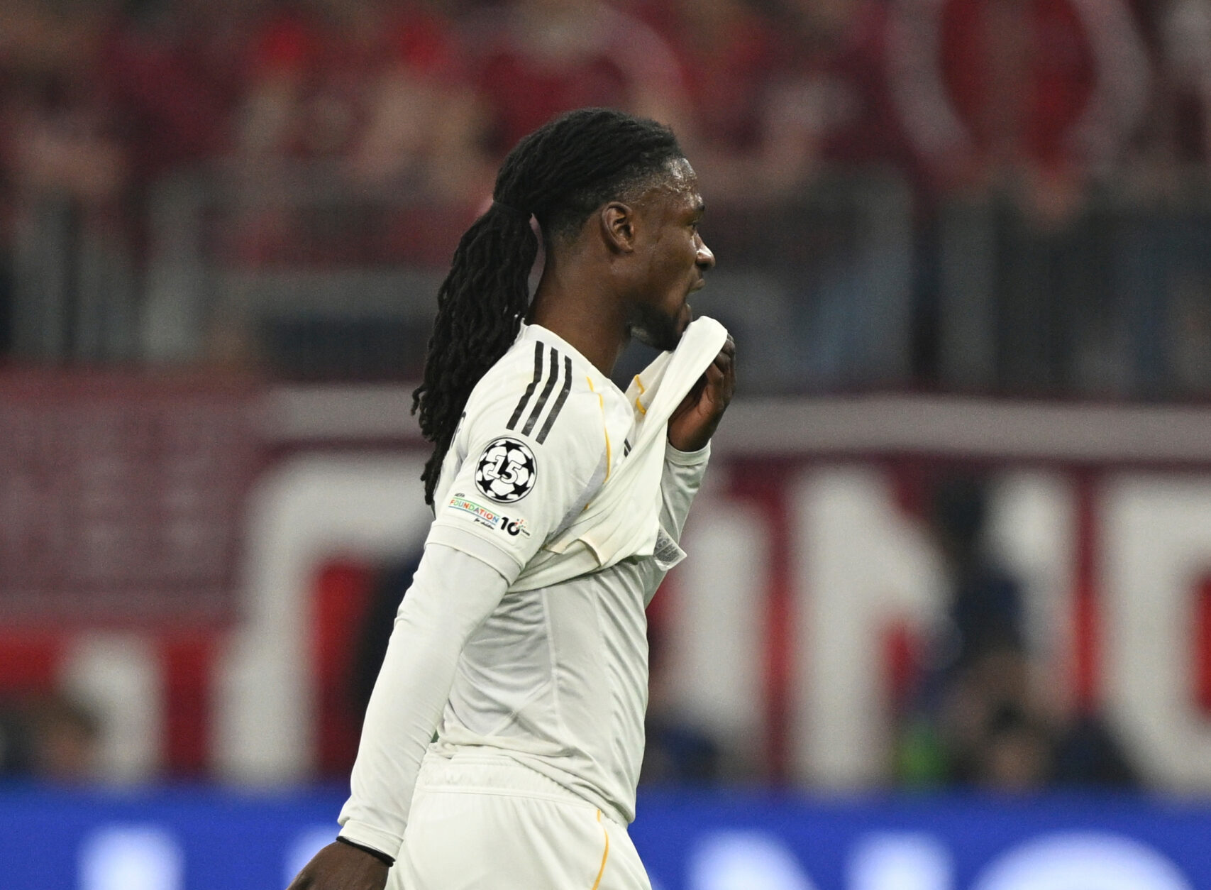 Άγριο «κράξιμο» Σνάιντερ σε Καμαβινγκά: «Είναι ηλίθιος»