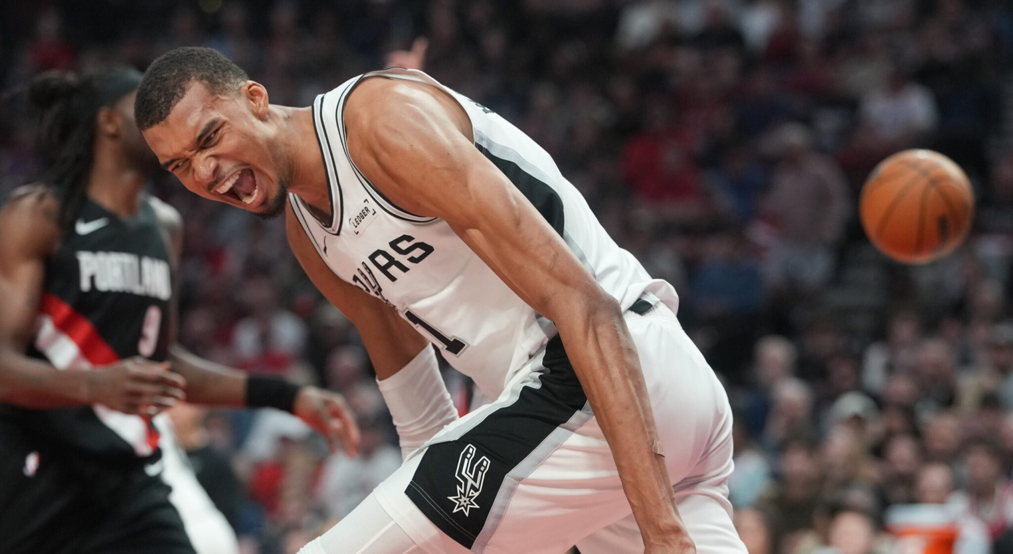 Γουεμπανιάμα και Πρίτσαρντ… καθάρισαν, ένα βήμα πριν την πρόκριση Σπερς και Σέλτικς