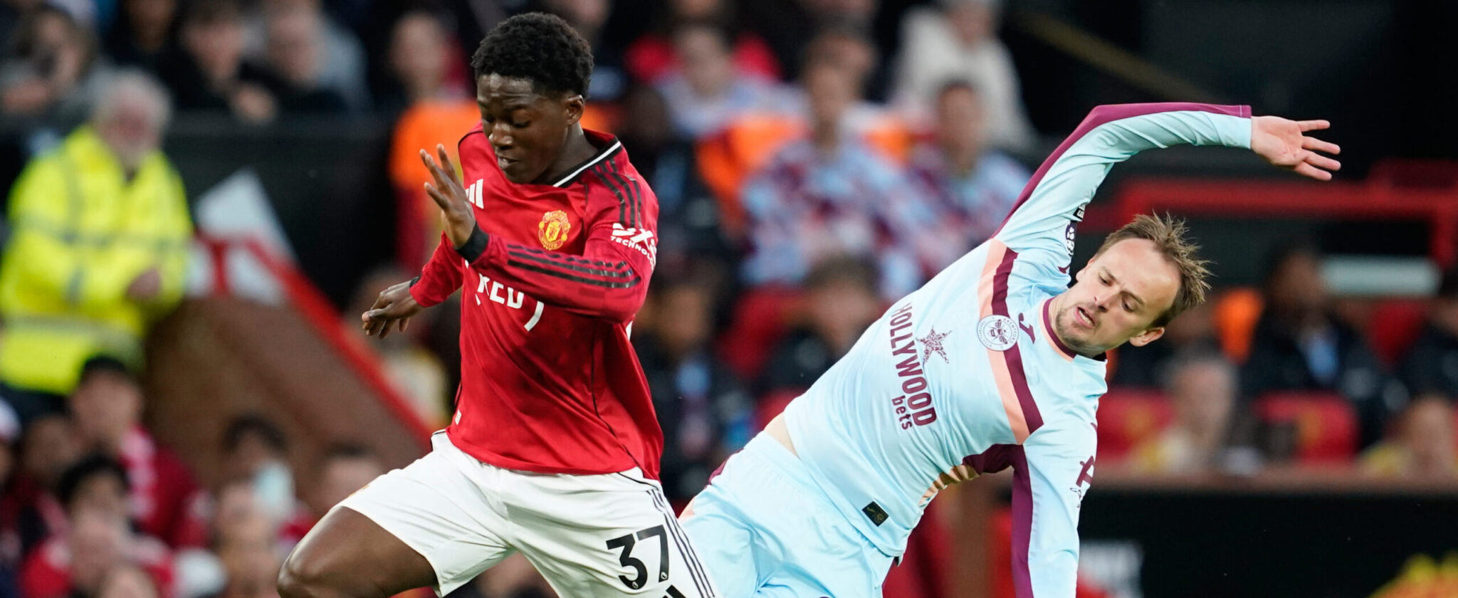 Οριστική συμφωνία ανάμεσα σε Μάντσεστερ Γιουνάιτεντ και Μέινου για επέκταση της συνεργασίας τους