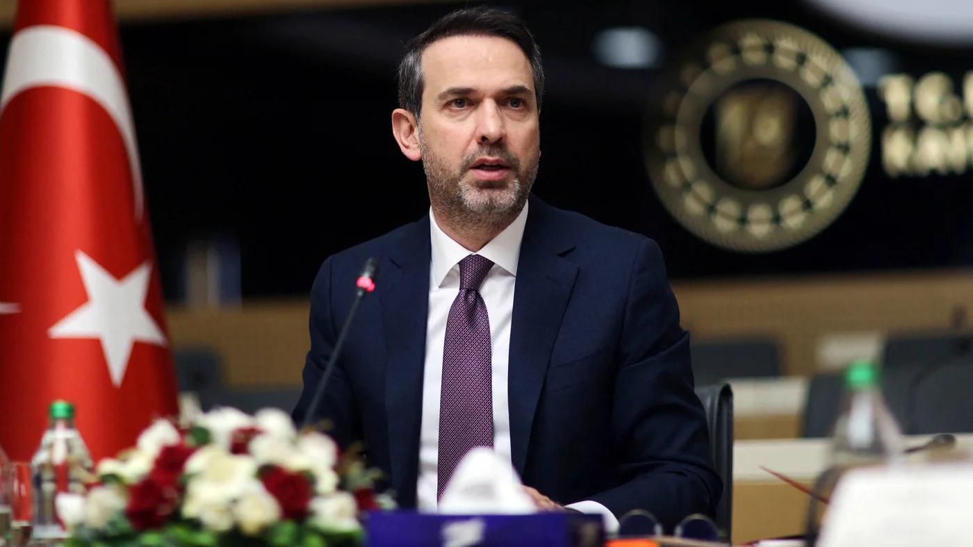 Στα σκαριά έρευνες για ΦΑ και δημιουργία αγωγού από το ψευδοκράτος στην Τουρκία, λέει ο Μπαϊρακτάρ