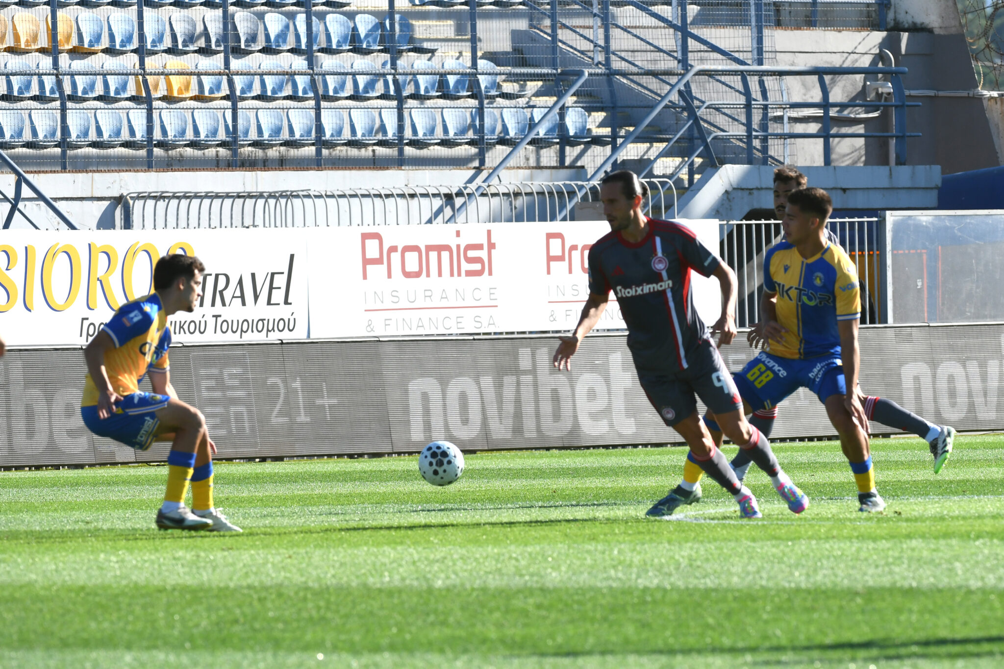 Ολυμπιακός: Διλήμματα Μεντιλίμπαρ για τη Λεωφόρο και «κλειδί» ο Γιάζιτσι