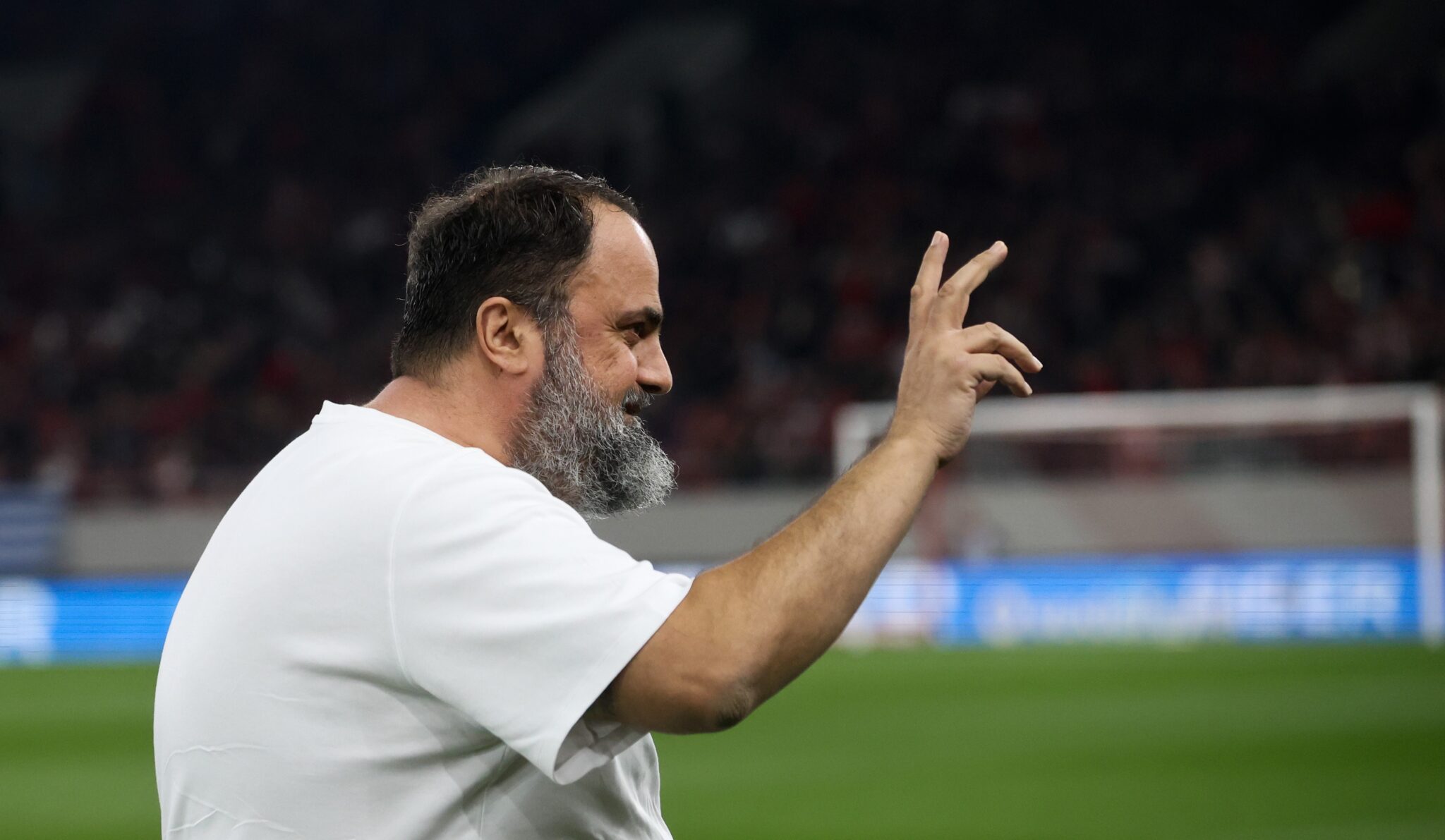 Μαρινάκης: «Ευχή όλων το ευρωπαϊκό – Τίποτα πιο όμορφο από το να το σηκώνεις στη χώρα σου»