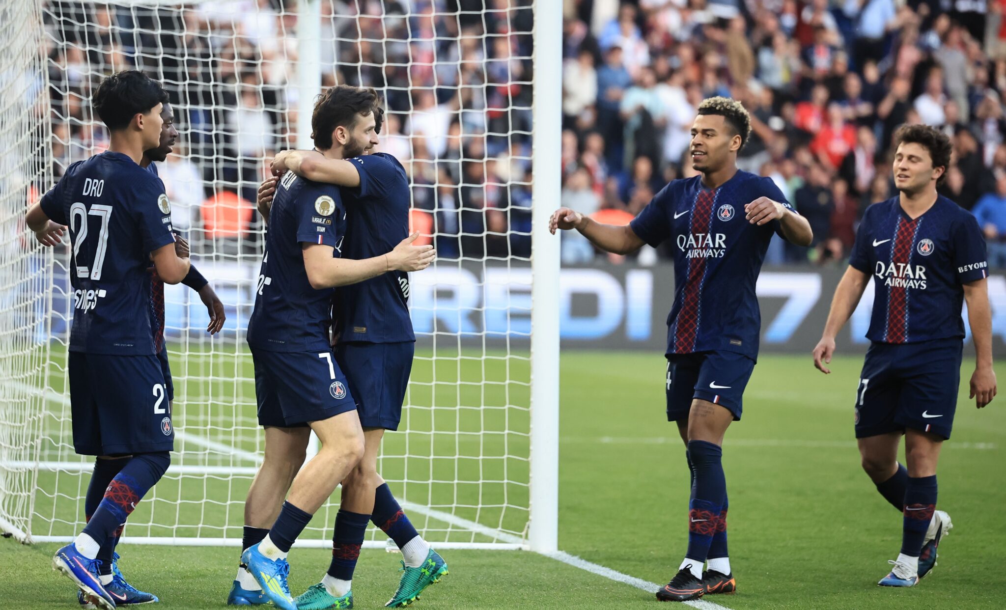 Καθάρισε τη Ναντ και ξέφυγε από τη Λανς η Παρί με Ντουέ και Κβαρατσχέλια