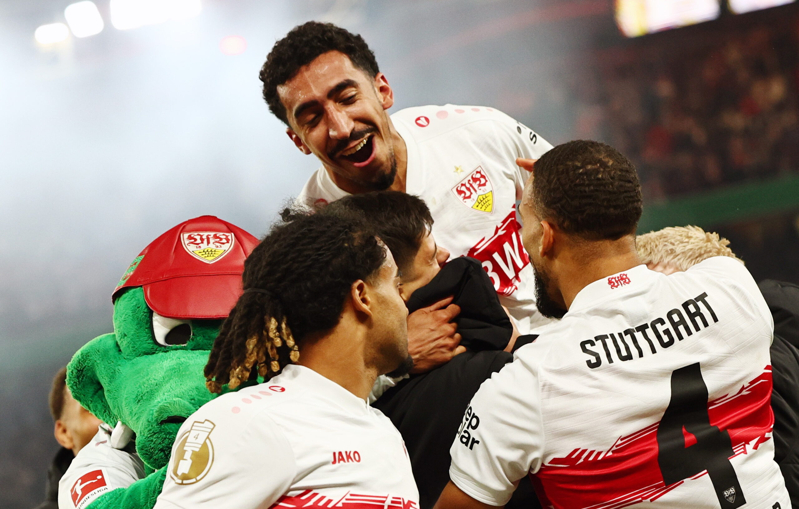 «Τέζαρε» τη Φράιμπουργκ στο τέλος της παράτασης και έφυγε για… τελικό η Στουτγκάρδη