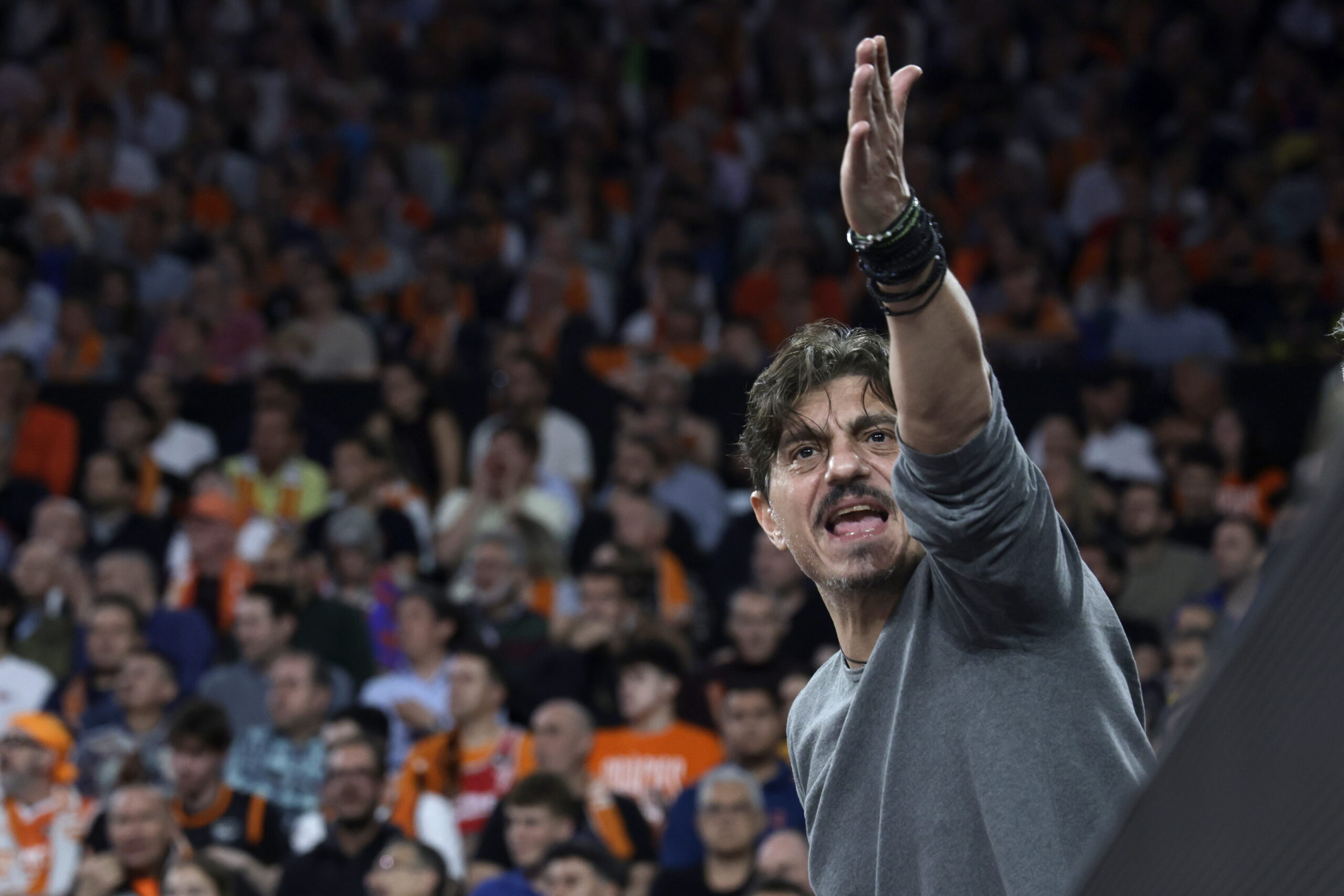 Ξέσπασμα χαράς Αταμάν-Γιαννακόπουλου μετά το ηρωικό break του Παναθηναϊκού στη Βαλένθια (BINTEO)