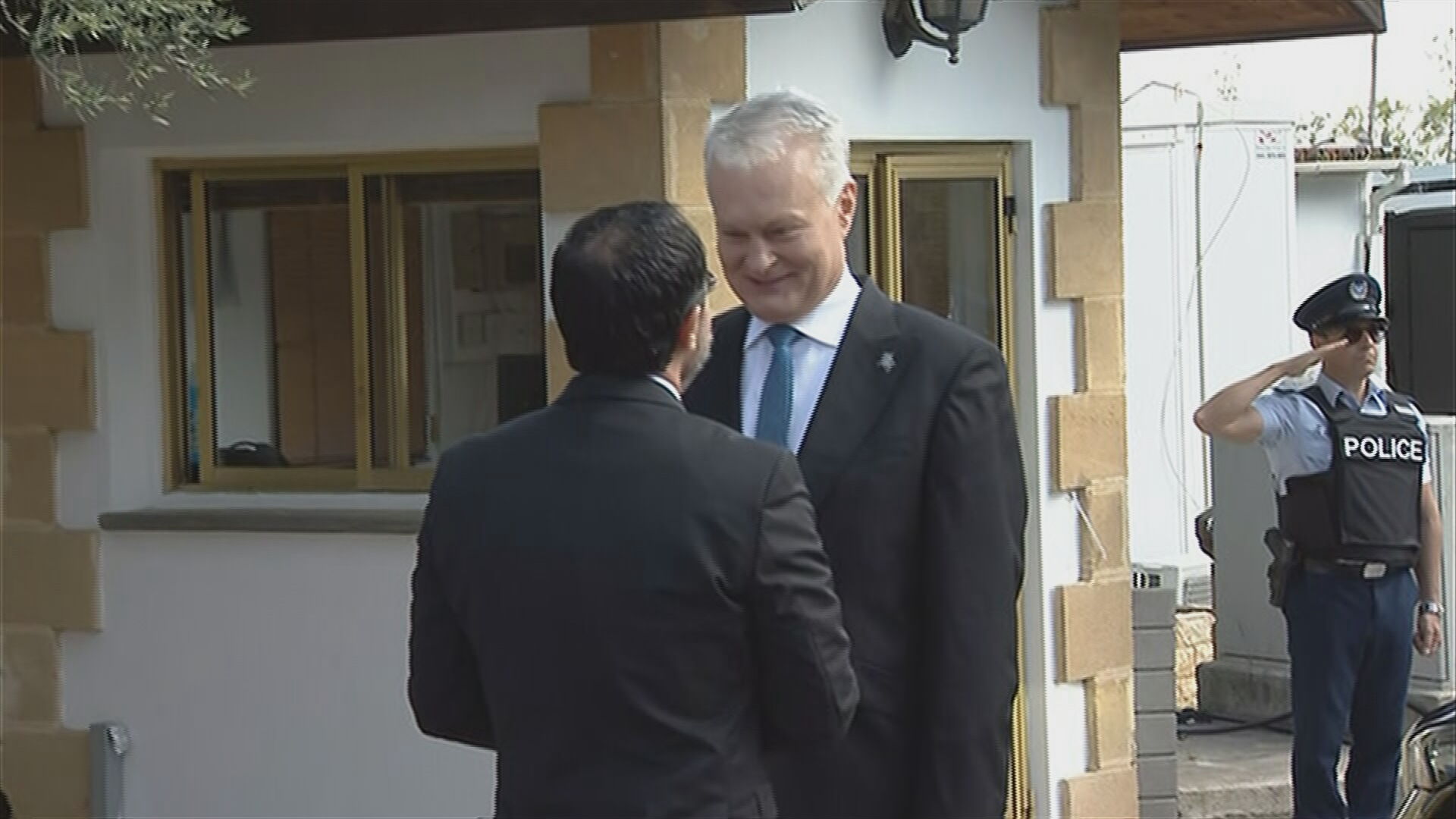 LIVE: Στο Προεδρικό ο Πρόεδρος της Λιθουανίας, δρακόντεια μέτρα ασφαλείας σε όλη την Κύπρο