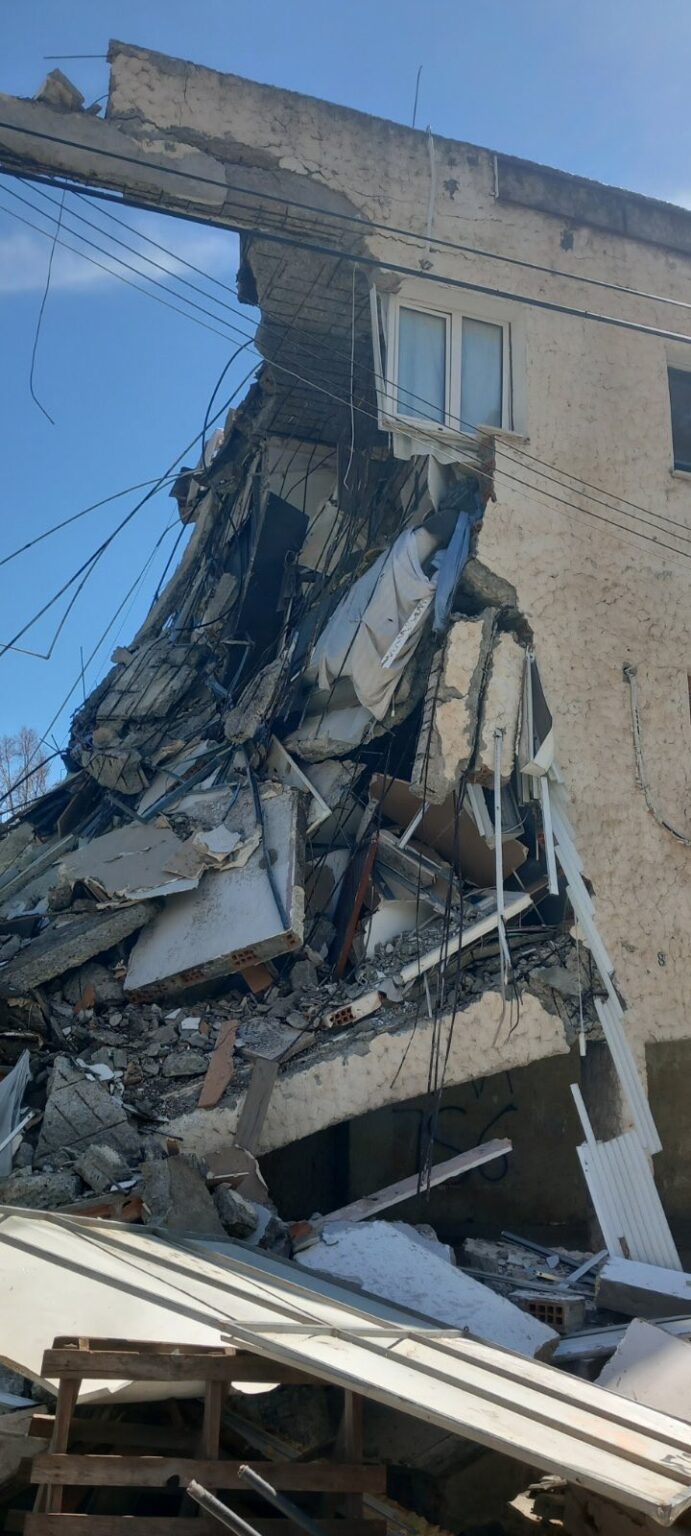 Και δεύτερος νεκρός στα συντρίμμια της πολυκατοικίας που κατέρρευσε στη Γερμασόγεια