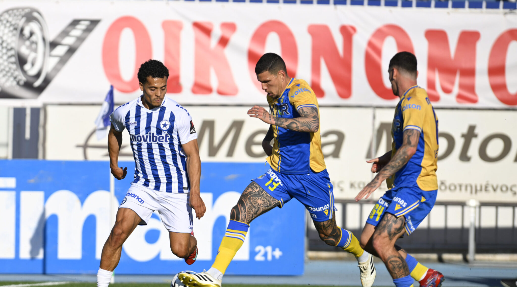 Του… κεφαλιού του ο Ατρόμητος, τούμπαρε τον Αστέρα και τον άφησε στην «εντατική»