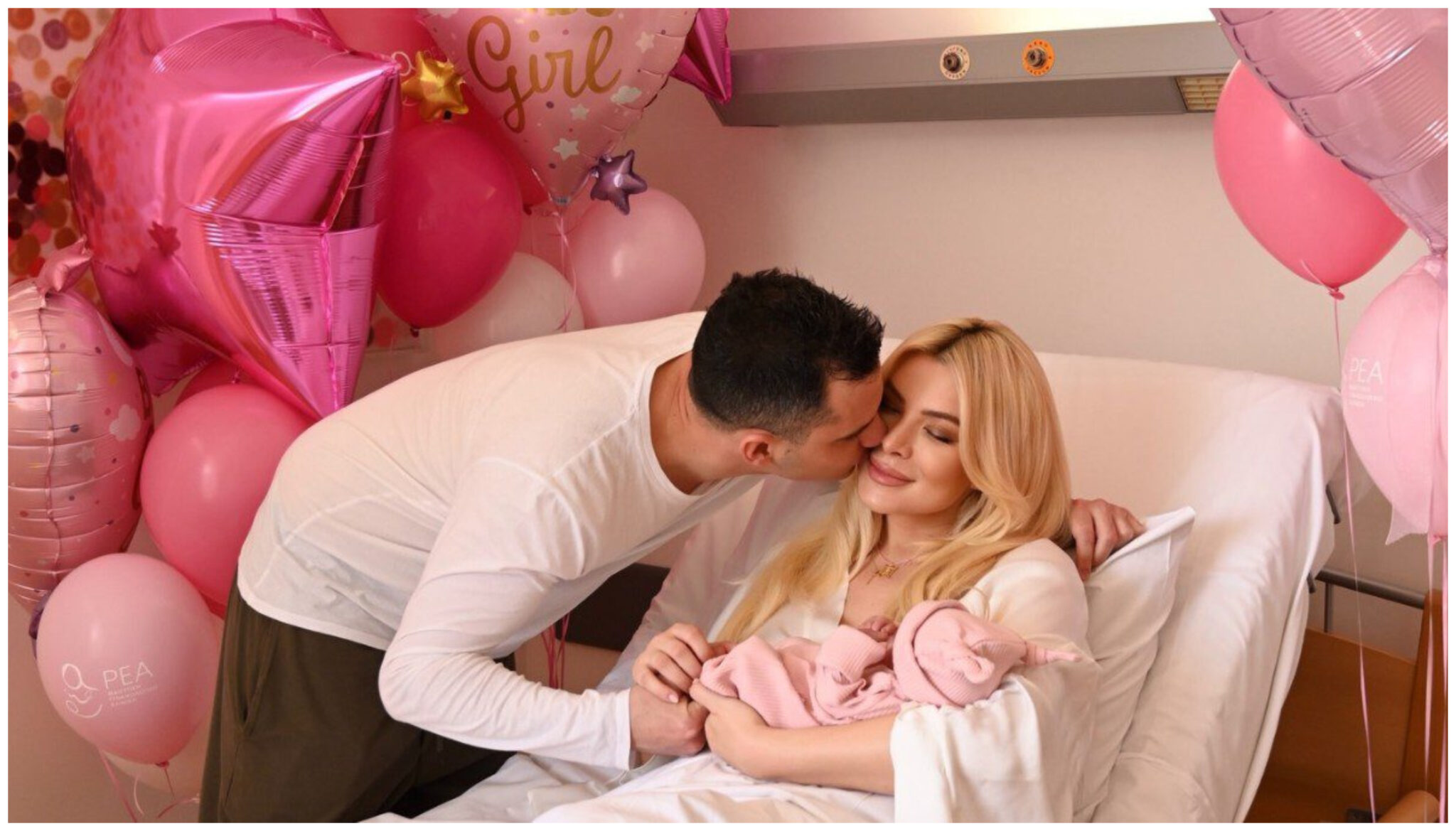 Καινούργιου: Η συγκινητική ανάρτηση με τον Κουτσουμπή πριν γίνουν γονείς (ΦΩΤΟ)