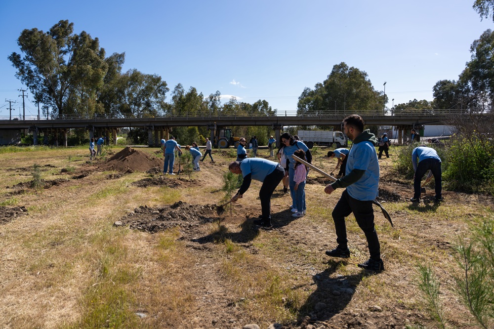 &Eta; Photos Photiades Breweries &upsilon;&lambda;&omicron;&pi;&omicron;&iota;&epsilon;ί &tau;&eta;&nu; &upsilon;&pi;ό&sigma;&chi;&epsilon;&sigma;&eta; &tau;&omicron;&upsilon; &pi;&rho;&omicron;&gamma;&rho;ά&mu;&mu;&alpha;&tau;&omicron;&sigmaf; &laquo;&Epsilon;&pi;&iota;&lambda;&omicron;&gamma;ή&raquo; &mu;&epsilon; &delta;&epsilon;&nu;&tau;&rho;&omicron;&phi;ύ&tau;&epsilon;&upsilon;&sigma;&eta; &sigma;&tau;&eta; &Nu;ή&sigma;&omicron;&upsilon;