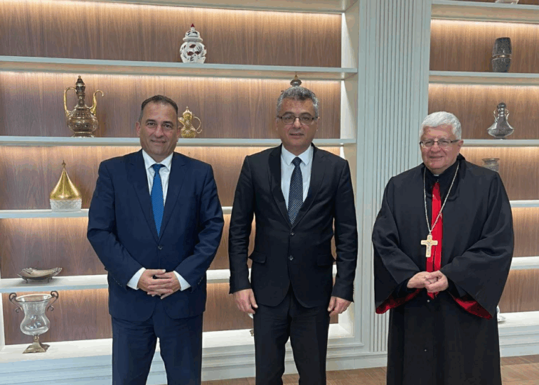 Είδε τον Αρχιεπίσκοπο και Αντιπρόσωπο των Μαρωνιτών ο Έρχιουρμαν