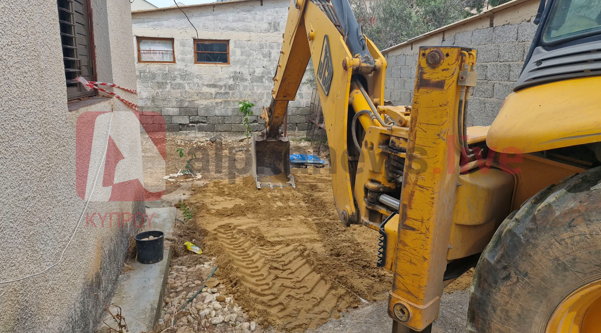 ΦΩΤΟ: Εδώ ήταν ο λάκκος οκτώ μέτρων που «κατάπιε» τον άτυχο 74χρονο