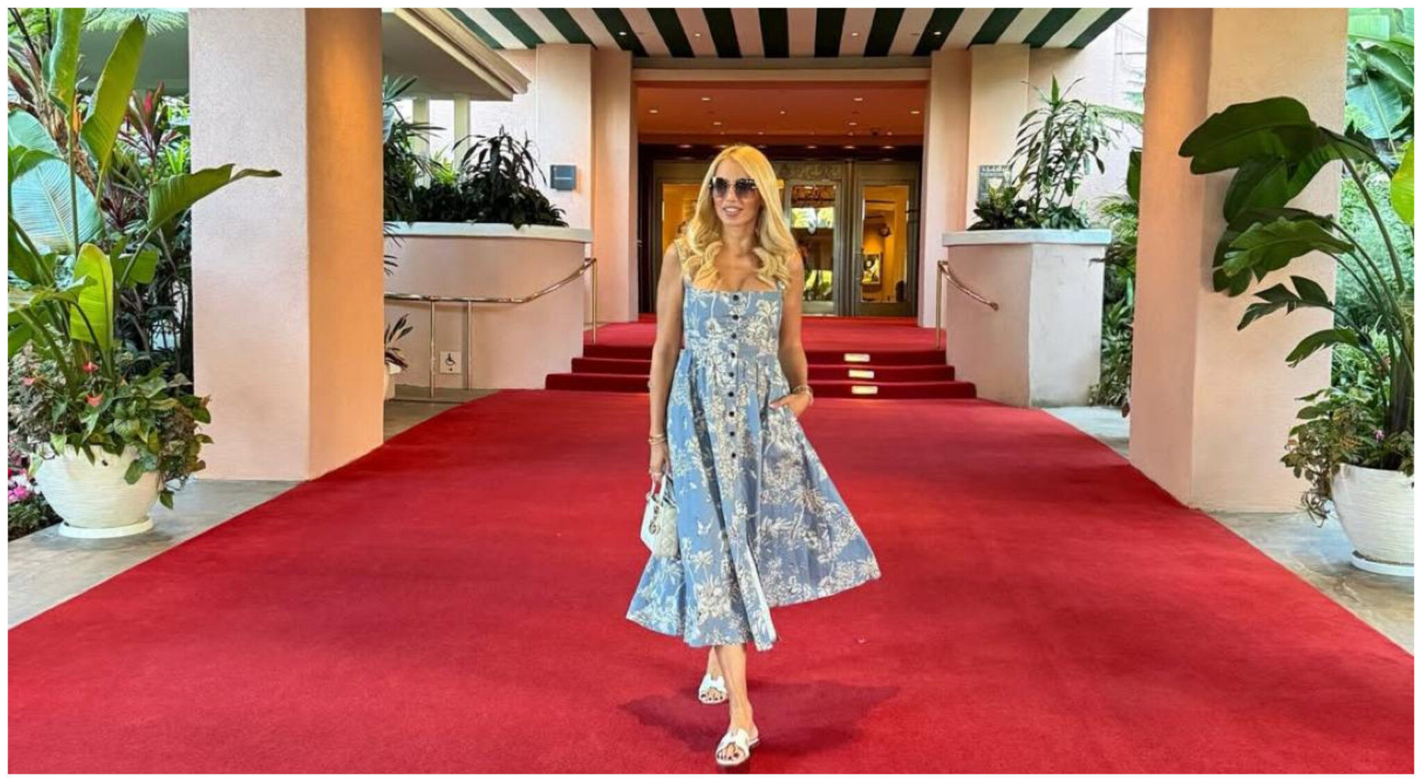 Κωνσταντίνα Σπυροπούλου: Το χλιδάτο ξενοδοχείο που περνάει τις διακοπές της στο Μπέβερλι Χιλς