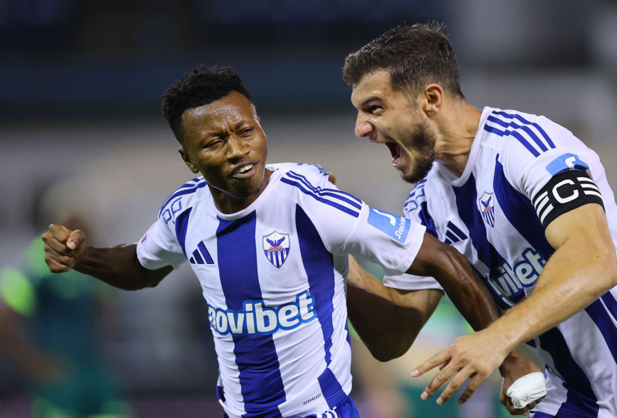 Ανόρθωση: Ανανεώθηκε αυτόματα το συμβόλαιο του Αμποάγκι