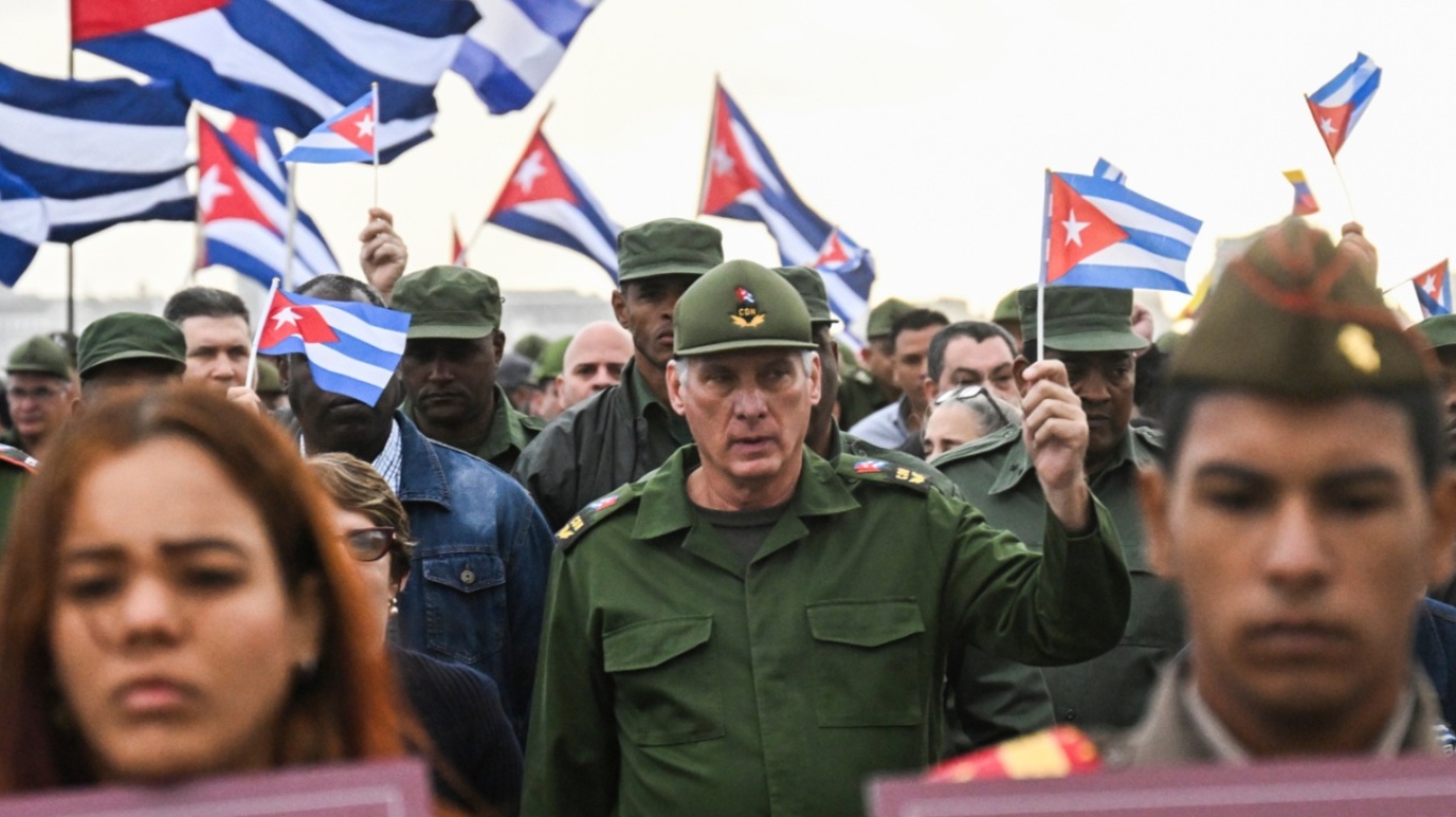 Πρόεδρος Κούβας: Δεν παραιτούμαι, δεν έχουν οι ΗΠΑ το ηθικό δικαίωμα να απαιτούν από εμάς