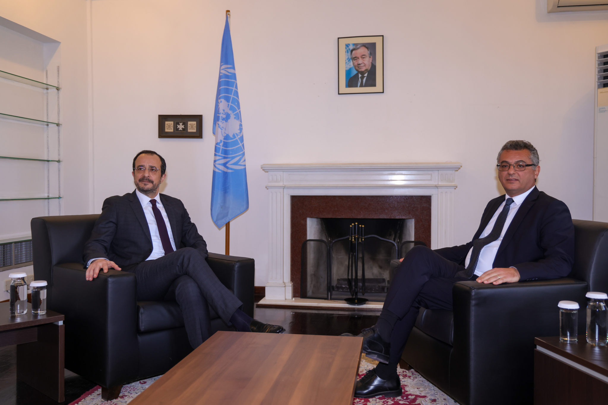 Προσδοκίες εν μέσω διαφωνιών στο τετ α τετ Χριστοδουλίδη-Έρχιουρμαν, θολό το σκηνικό για τα ΜΟΕ