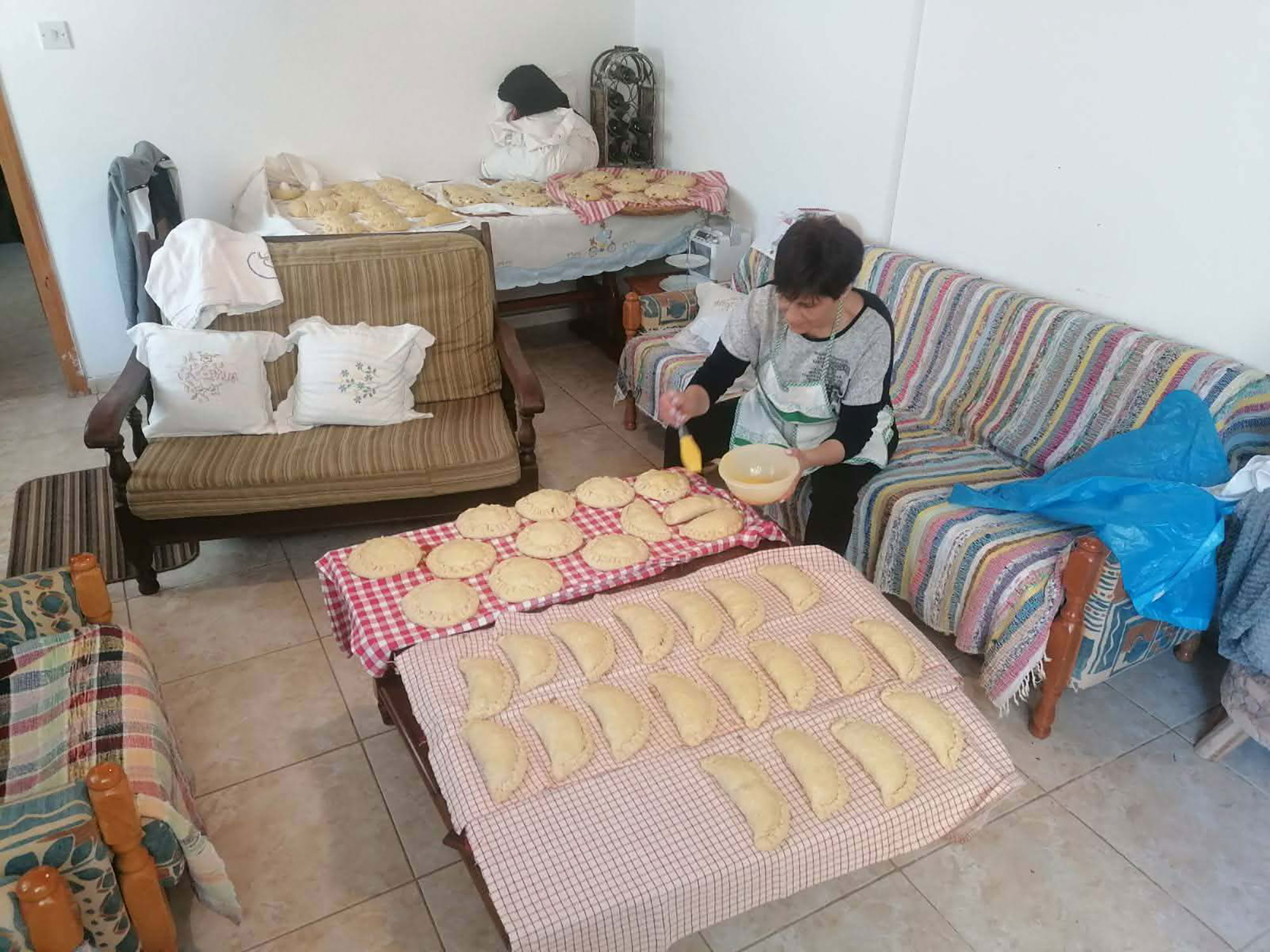 «Μια μέρα λυπητερή, αλλά τζιαι γεμάτη πίστη»: Η Πάφος ταξιδεύει στην καρδιά της πασχαλινής παράδοσης