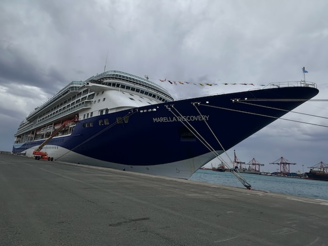 &Tau;&omicron; Marella Discovery II &xi;&epsilon;&kappa;&iota;&nu;ά &tau;&eta; &phi;&epsilon;&tau;&iota;&nu;ή &sigma;&epsilon;&zeta;ό&nu; &kappa;&rho;&omicron;&upsilon;&alpha;&zeta;&iota;έ&rho;&alpha;&sigmaf;