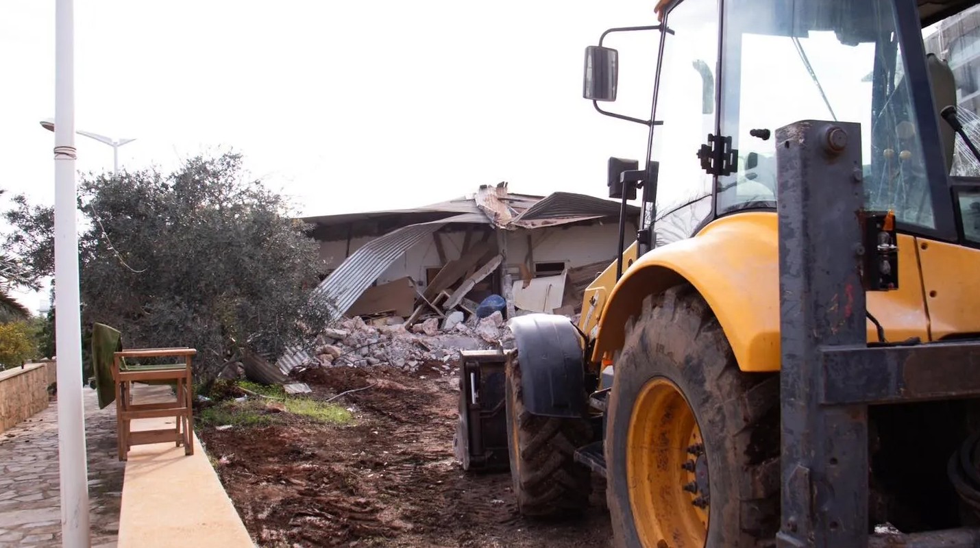 Κατεδαφίσεις-εξπρές: Μετά τον χώρο μασάζ, αυτές οι παράνομες επιχειρήσεις βρίσκονται στο μικροσκόπιο