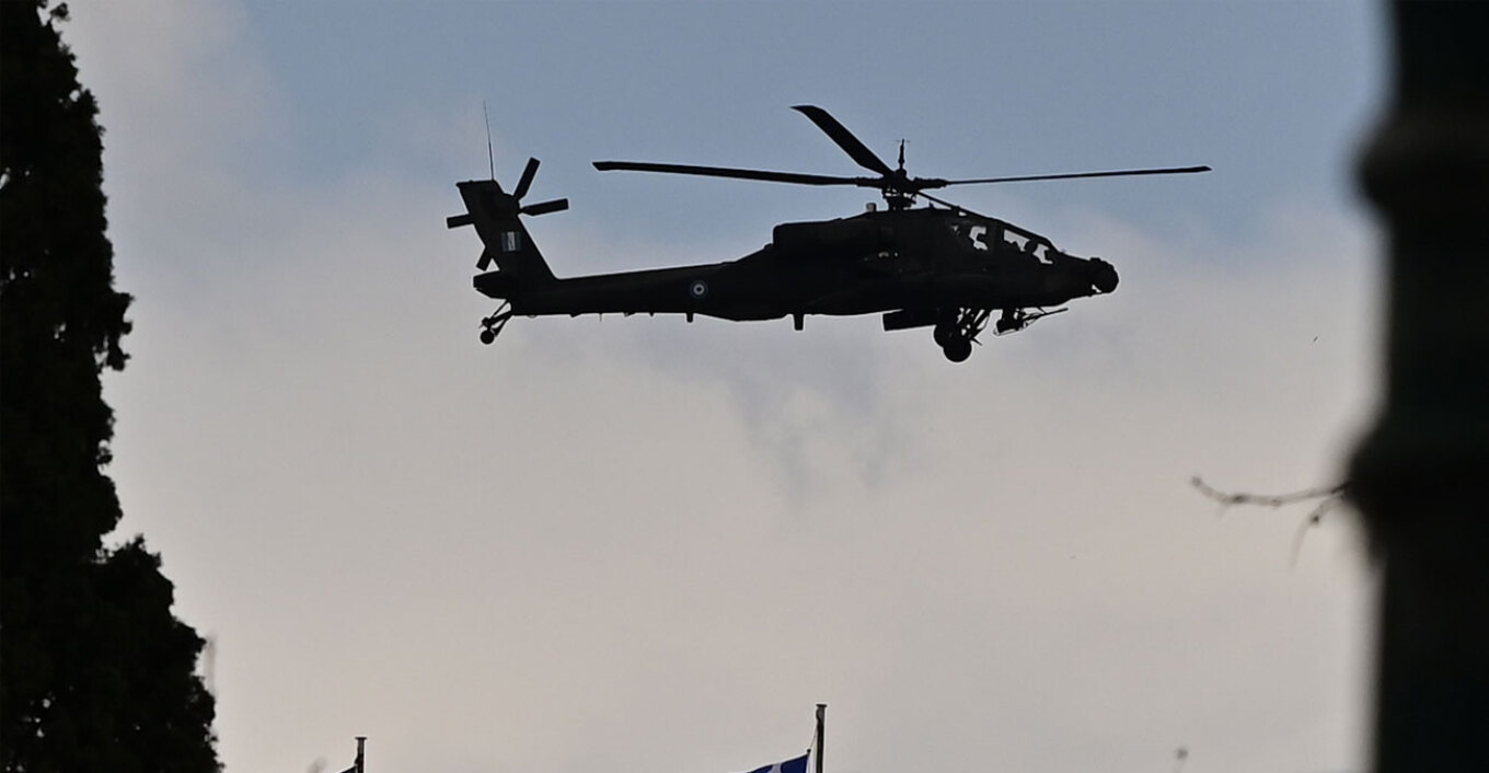 Αναστάτωση στην Κρήτη: Αναγκαστική προσγείωση ελικοπτέρου της Πολεμικής Αεροπορίας