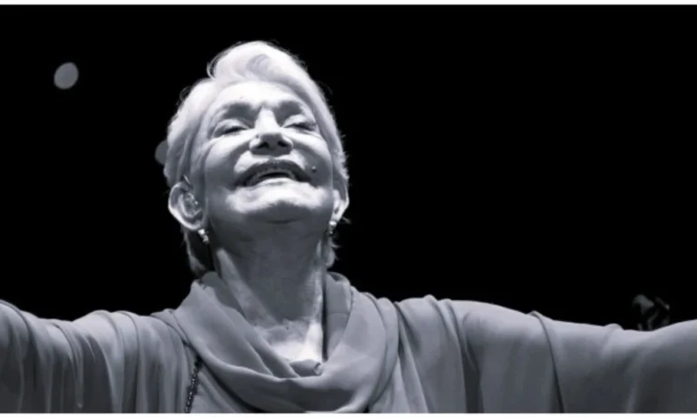 Μαρινέλλα: Ποιοι βρέθηκαν στο σπίτι της και έστησαν “πάρτι” μετά την κηδεία