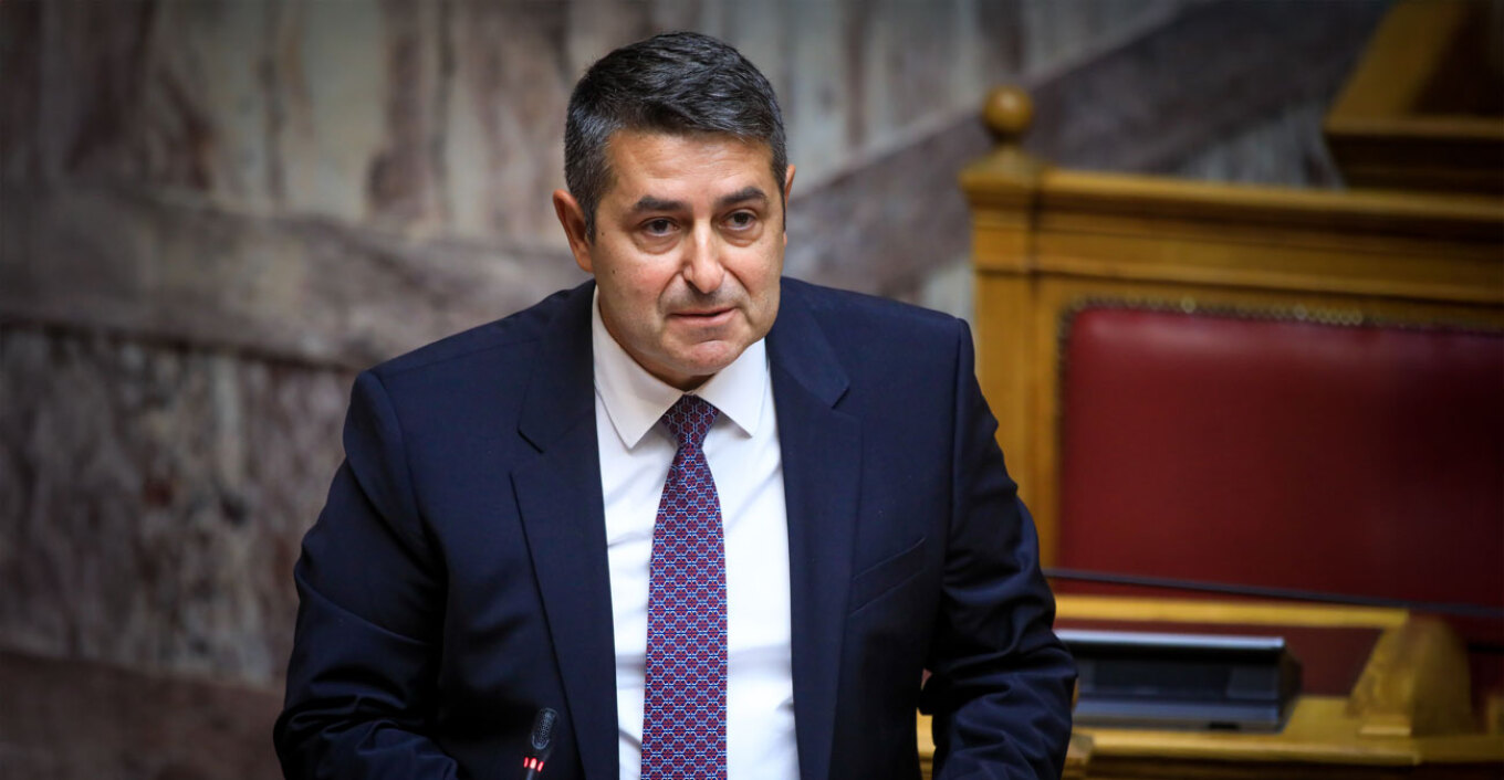 Υπεβλήθη σε εμβολισμό ανευρύσματος ο Γιώργος Μυλωνάκης: Πήγε καλά, σοβαρή αλλά ελεγχόμενη η κατάστασή του