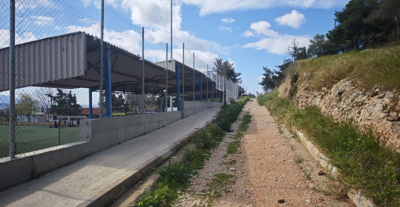 «Βγάλε βίντεο τώρα που θα πυροβολήσω»: Μαυροντυμένος άνδρας άνοιξε πυρ μπροστά σε παιδιά στο Περιστέρι