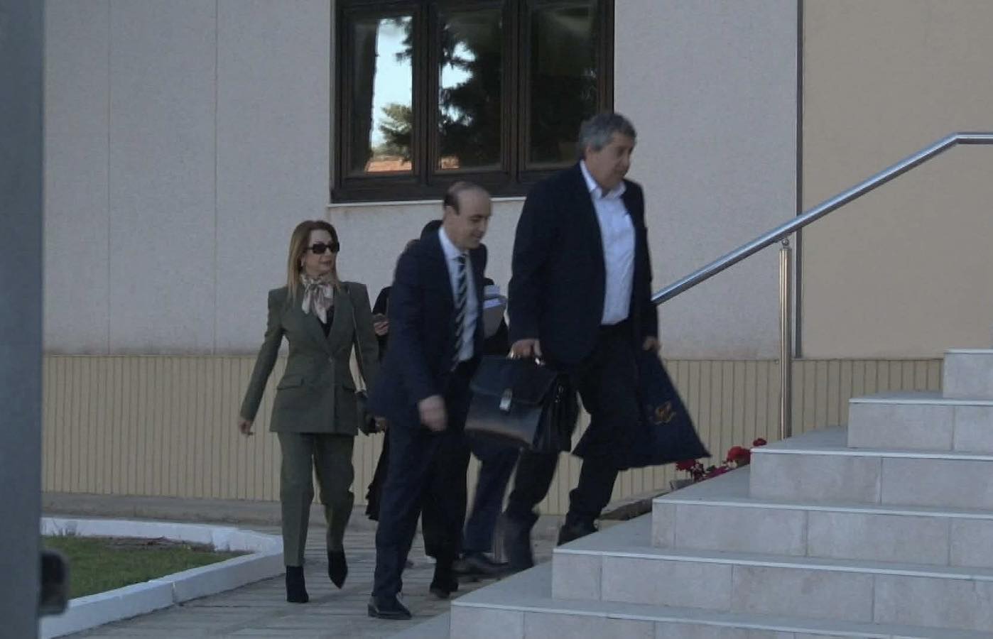 ΒΙΝΤΕΟ/ΦΩΤΟ: Η στιγμή της άφιξης του Φαίδωνα Φαίδωνος στο Δικαστήριο