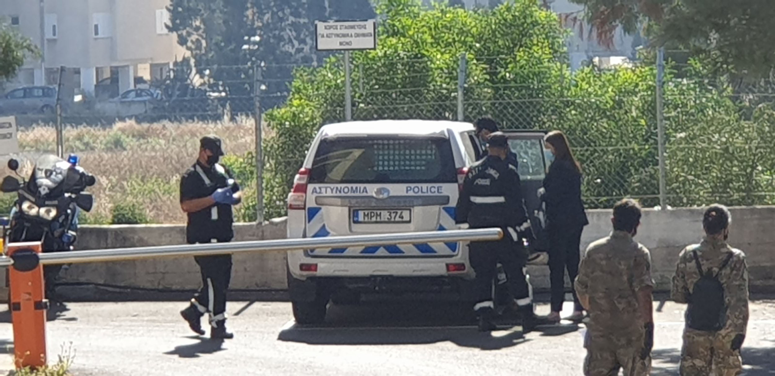 &Tau;&sigma;ά&kappa;&omega;&sigma;&alpha;&nu; &sigma;&tau;&eta; &Rho;&omicron;&upsilon;&mu;&alpha;&nu;ί&alpha; &tau;&omicron;&nu; 32&chi;&rho;&omicron;&nu;&omicron; &kappa;&alpha;&tau;&eta;&gamma;&omicron;&rho;&omicron;ύ&mu;&epsilon;&nu;&omicron; &gamma;&iota;&alpha; &alpha;&pi;ό&pi;&epsilon;&iota;&rho;&alpha; &phi;ό&nu;&omicron;&upsilon; &pi;&omicron;&upsilon; έ&phi;&upsilon;&gamma;&epsilon; &laquo;&kappa;ύ&rho;&iota;&omicron;&sigmaf;&raquo; &alpha;&pi;ό &tau;&eta;&nu; &Kappa;ύ&pi;&rho;&omicron;