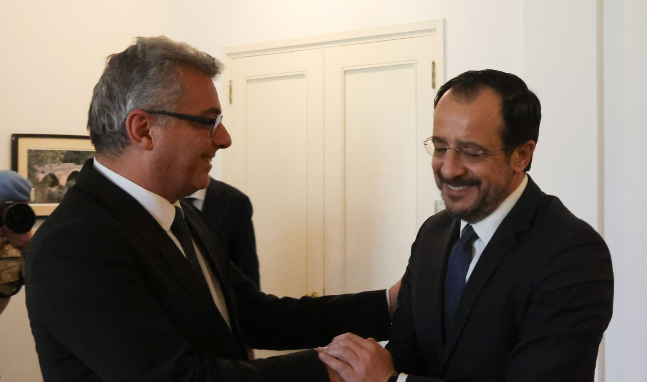 Ακτίδα φωτός στο Κυπριακό: Διάσκεψη τύπου Κραν Μοντανά στον οδικό χάρτη των ΗΕ