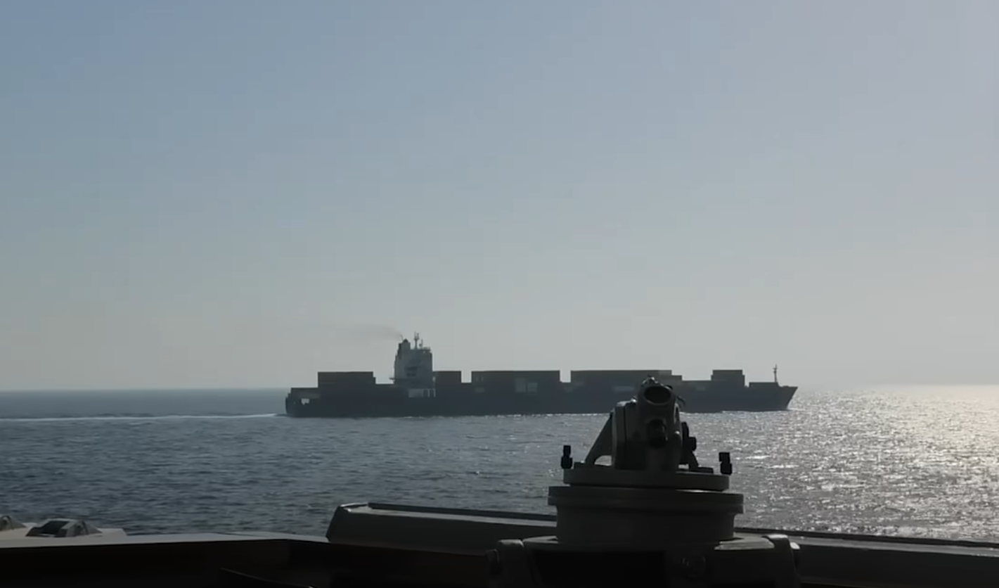 LIVE: Σε τεντωμένο σxοινί οι συνομιλίες μεταξύ ΗΠΑ και Ιράν, αντίποινα υπόσχεται η Τεχεράνη για το αμερικανικό ρεσάλτο σε πλοίο