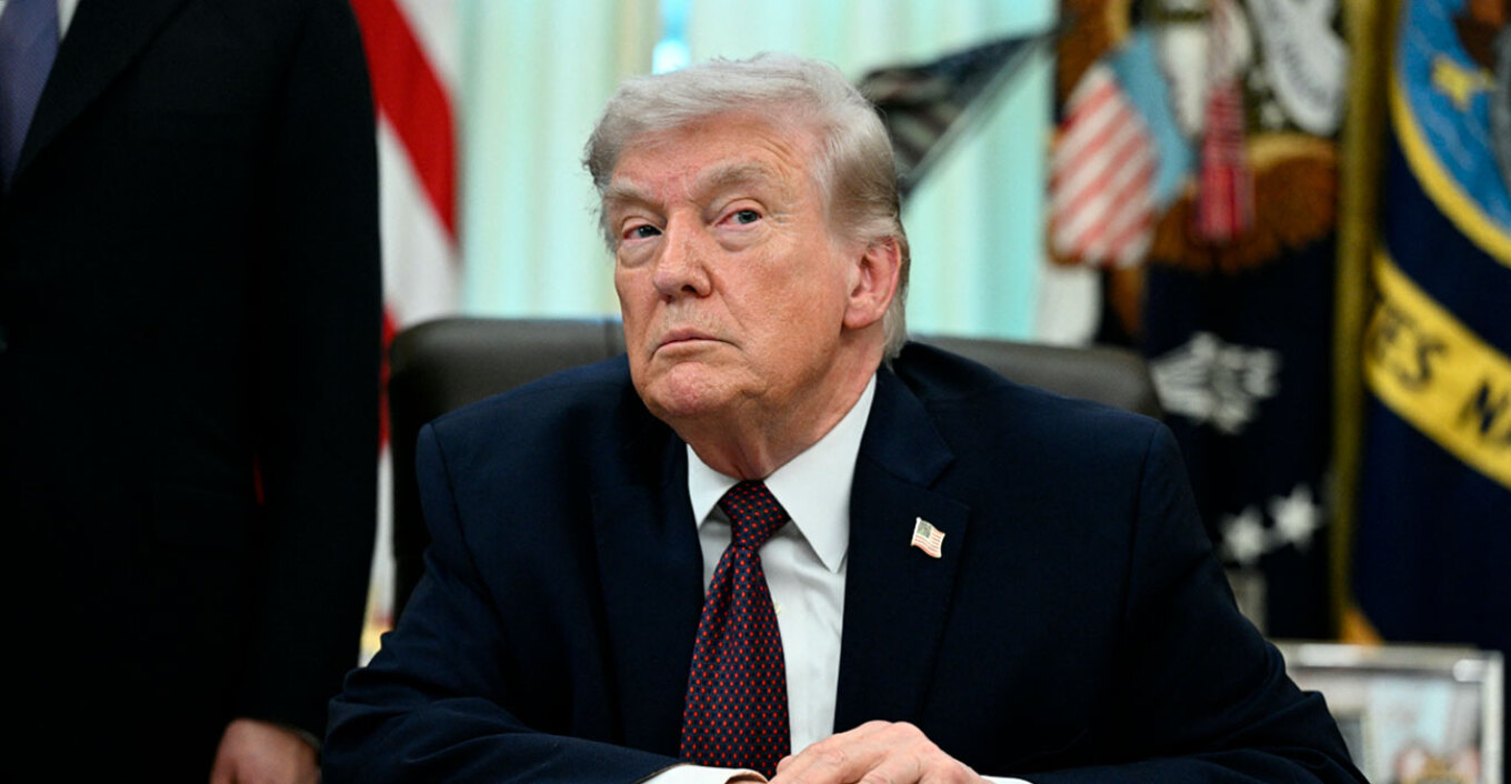 Τραμπ: Πιθανή η συμφωνία με την Τεχεράνη μέχρι τη Δευτέρα, αλλιώς σκέφτομαι να τα ανατινάξω όλα