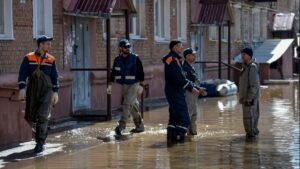 Ρωσία: Τουλάχιστον πέντε νεκροί, χιλιάδες εκτοπισμένοι εξαιτίας πλημμυρών και κατολισθήσεων στο Νταγκεστάν
