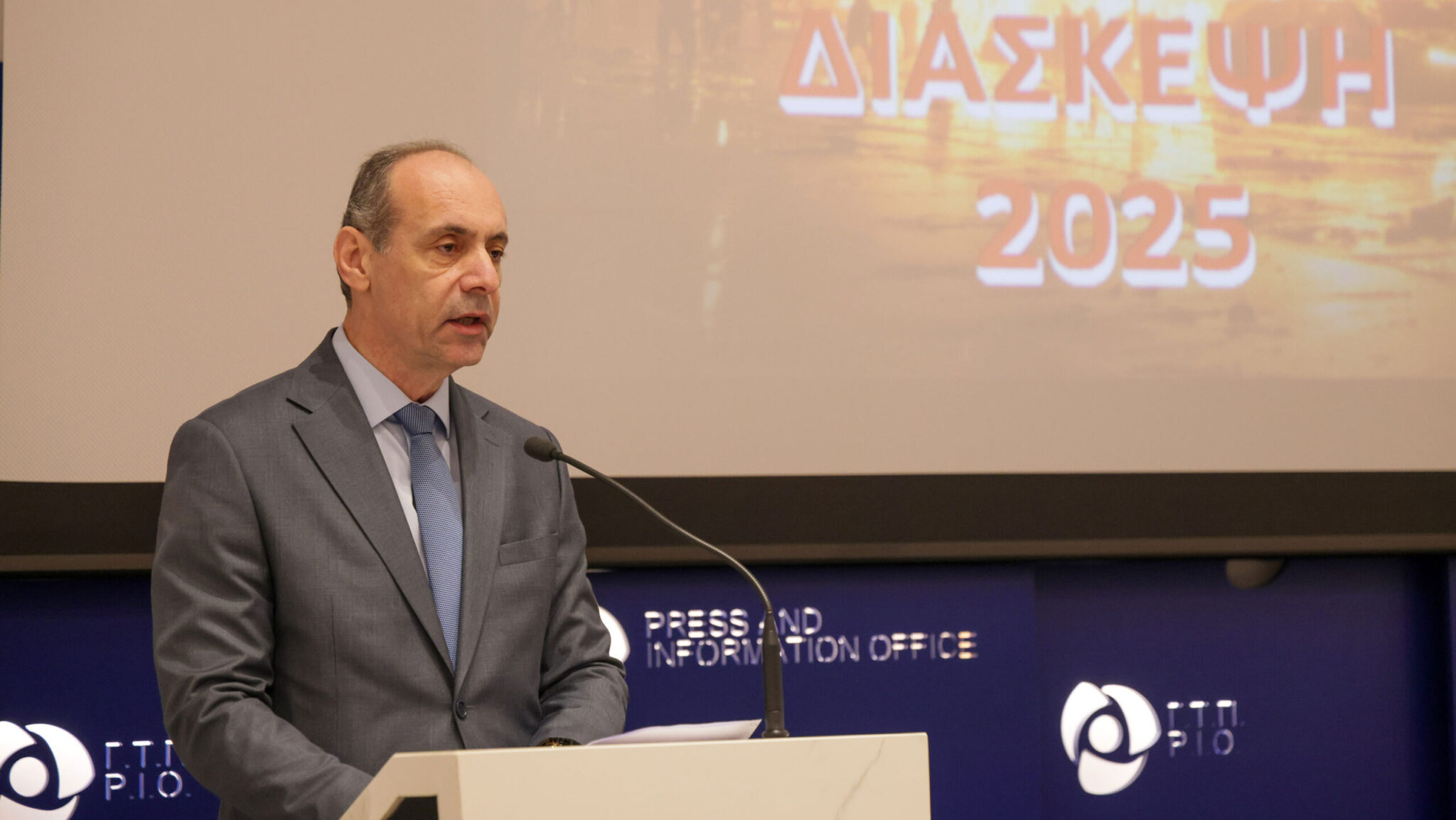 Στο «μικροσκόπιο» Ελεγκτικής ο Χαρτσιώτης: Ανώνυμη καταγγελία εναντίον του για λιμουζίνα και αστυνομική φρουρά