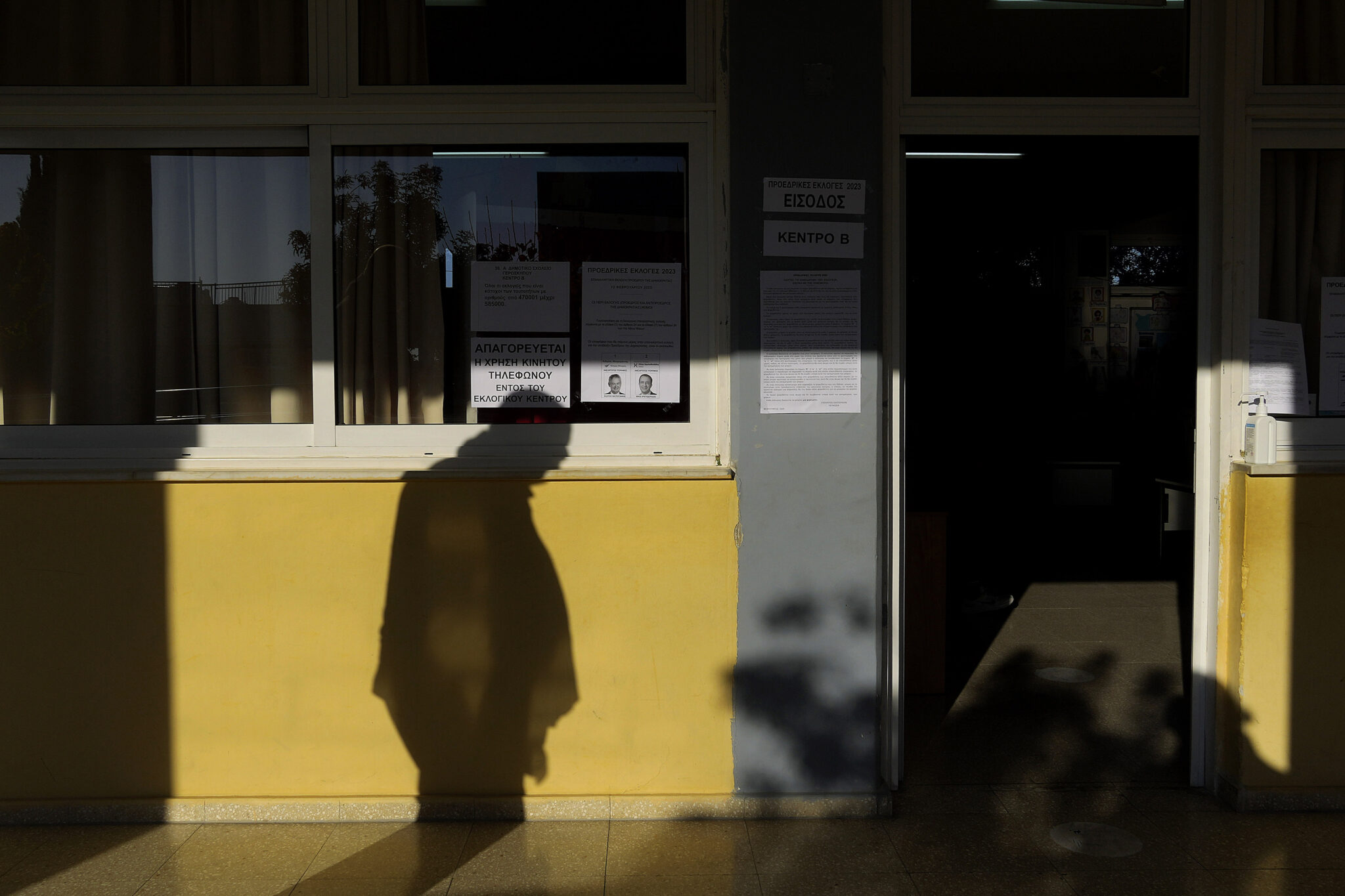 Η «Σοφία του Πλήθους» σε μία προεκλογική χωρίς πολιτική