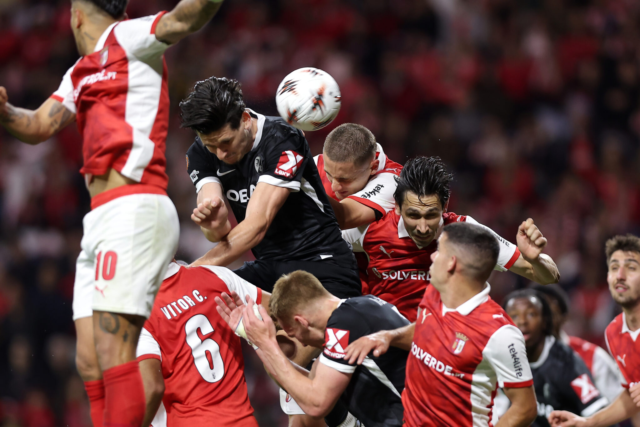 Europa League: Με οριακό προβάδισμα στις ρεβάνς Νότιγχαμ και Μπράγκα