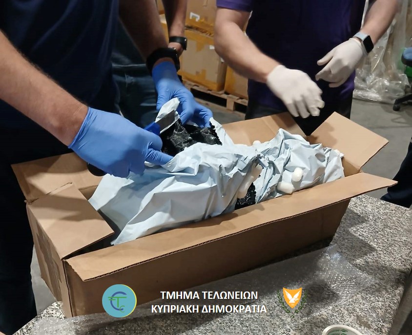 &Delta;&eta;&lambda;&omega;&mu;έ&nu;&alpha; &sigma;&alpha;&nu; &laquo;&epsilon;&xi;&alpha;&rho;&tau;ή&mu;&alpha;&tau;&alpha; &alpha;&upsilon;&tau;&omicron;&kappa;&iota;&nu;ή&tau;&omicron;&upsilon;&raquo; &tau;&alpha; &pi;&alpha;&kappa;έ&tau;&alpha; &kappa;ά&nu;&nu;&alpha;&beta;&eta;&sigmaf; &pi;&omicron;&upsilon; ή&rho;&theta;&alpha;&nu; &mu;έ&sigma;&omega; &tau;&alpha;&chi;&upsilon;&mu;&epsilon;&tau;&alpha;&phi;&omicron;&rho;ώ&nu; (&Phi;&Omega;&Tau;&Omicron;)