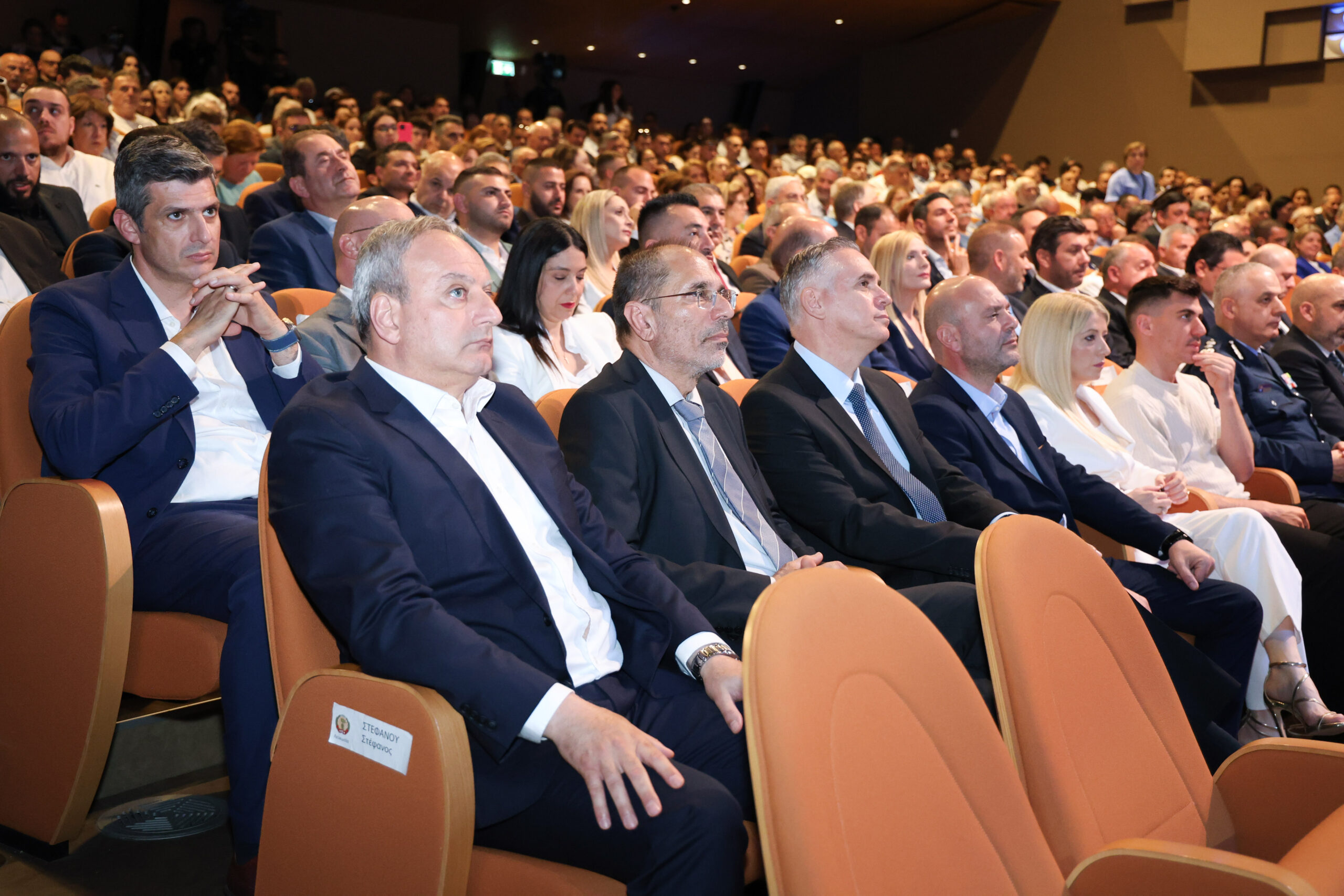 &Omicron; &alpha;&pi;ό&eta;&chi;&omicron;&sigmaf; &tau;&eta;&sigmaf; &kappa;ά&lambda;&pi;&eta;&sigmaf; &gamma;&iota;&alpha; &tau;&omicron;&upsilon;&sigmaf; &Alpha;&rho;&chi;&eta;&gamma;&omicron;ύ&sigmaf;