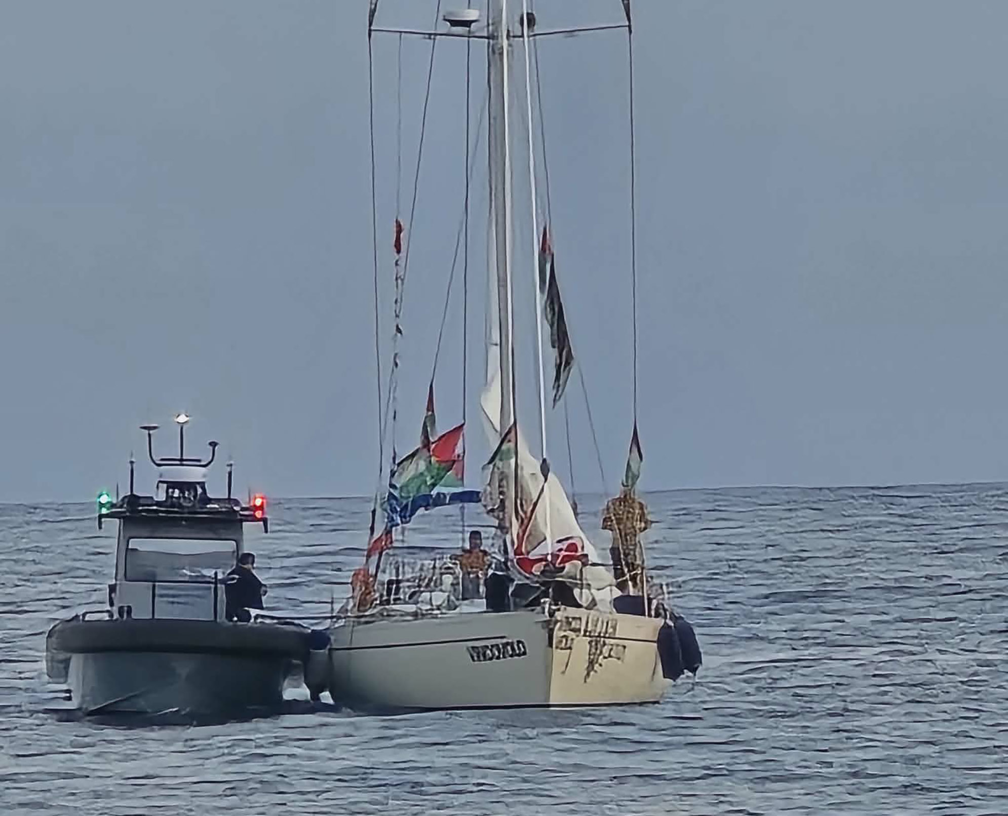 ΦΩΤΟ: Ακυβέρνητα πλοιαρία από τον στολίσκο εντοπίστηκαν ανοικτά της Κύπρου