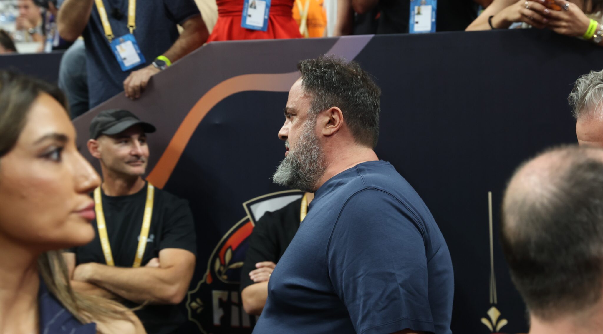 Η ξεχωριστή παρουσία του Βαγγέλη Μαρινάκη στο κλειστό δείπνο της UEFA