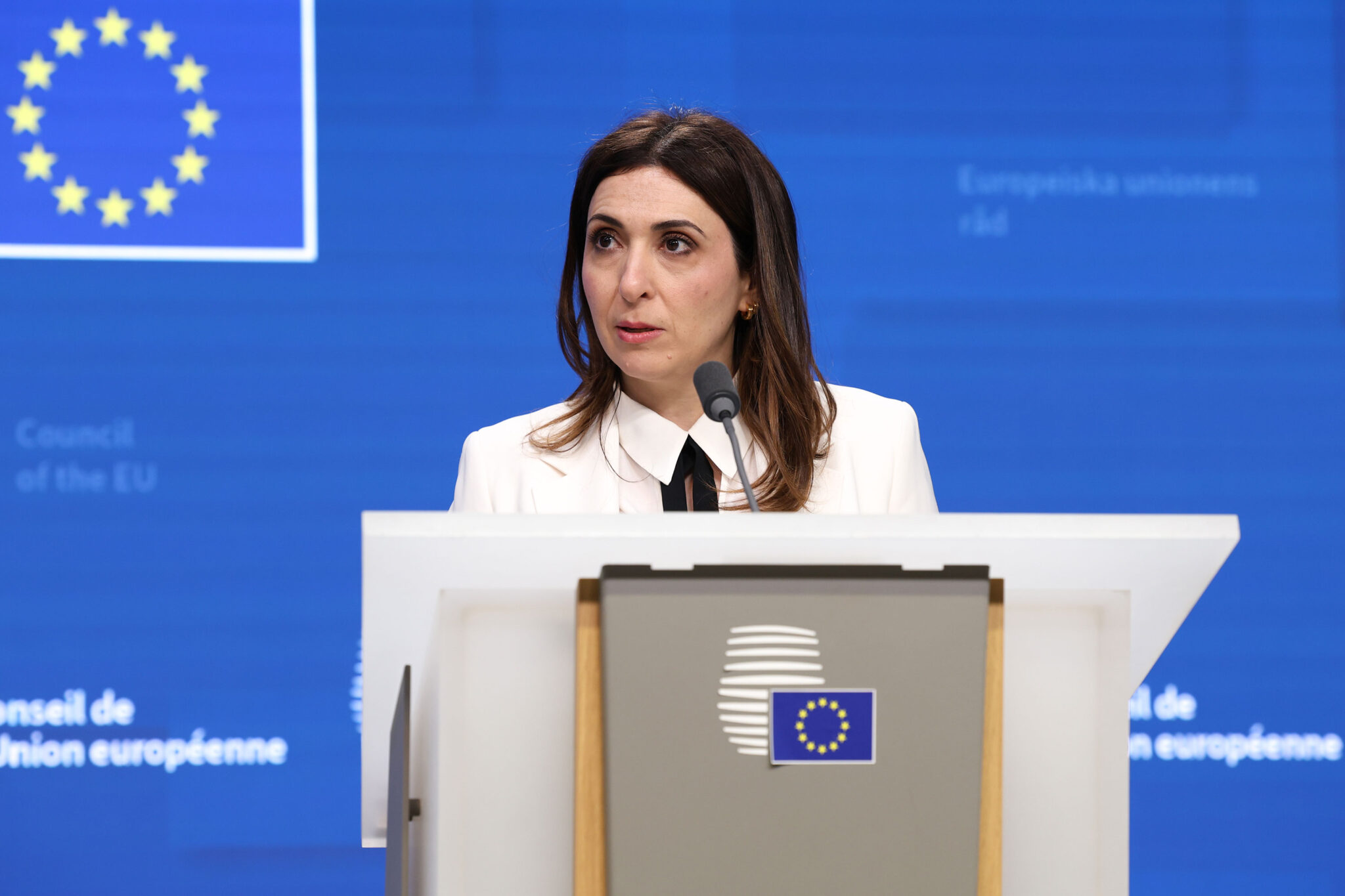 Αισιόδοξη η Ραουνά για το πακέτο διαπραγμάτευσης για το ΠΔΠ