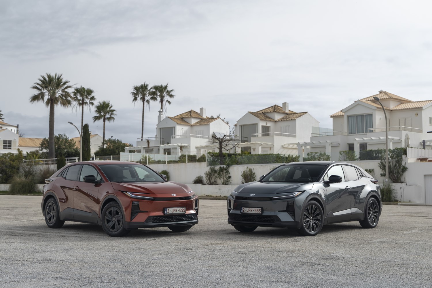 H Toyota επιταχύνει σταθερά τη μετάβασή της προς την ηλεκτροκίνηση