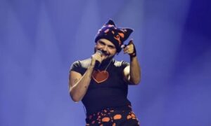Eurovision 2026: Έφτασε στην Βιέννη ο Akylas – Πότε θα γίνει η πρώτη πρόβα