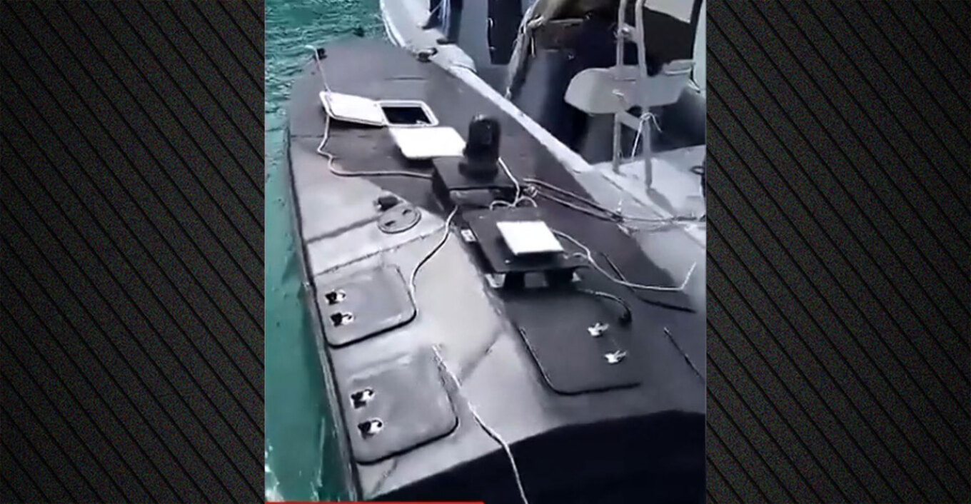 Σε εγκαταστάσεις του Πολεμικού Ναυτικού το θαλάσσιο drone που βρέθηκε στη Λευκάδα