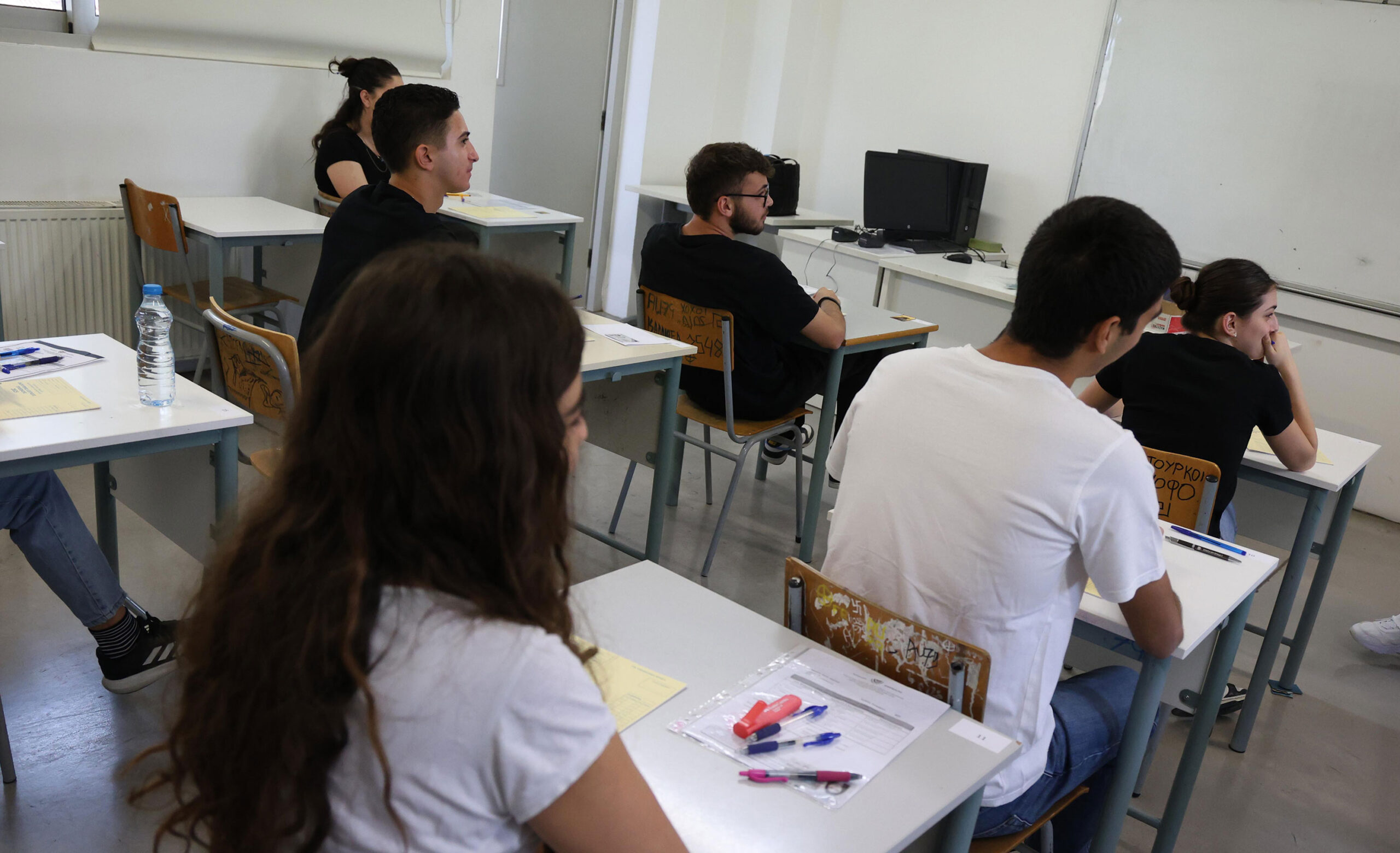 «Μου κάνετε bullying»: Μαλλιά κουβάρια σε συνεδρίαση συλλόγου καθηγητών σε Γυμνάσιο
