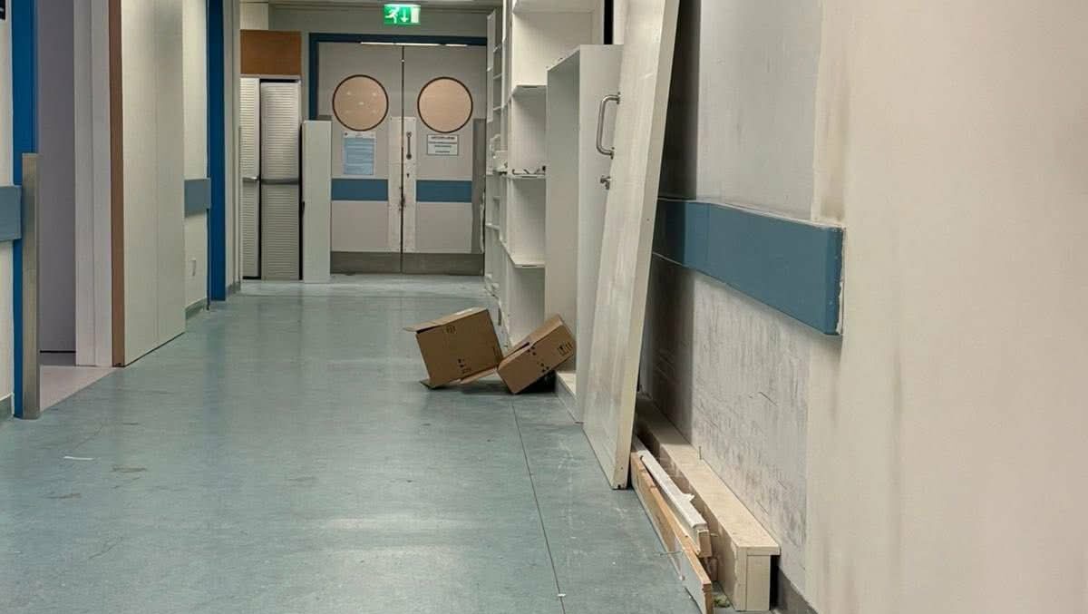 Τι συμβαίνει με πεταμένα ξύλα και τις κούτες στις Πρώτες Βοήθειες του ΓΝ Λευκωσίας