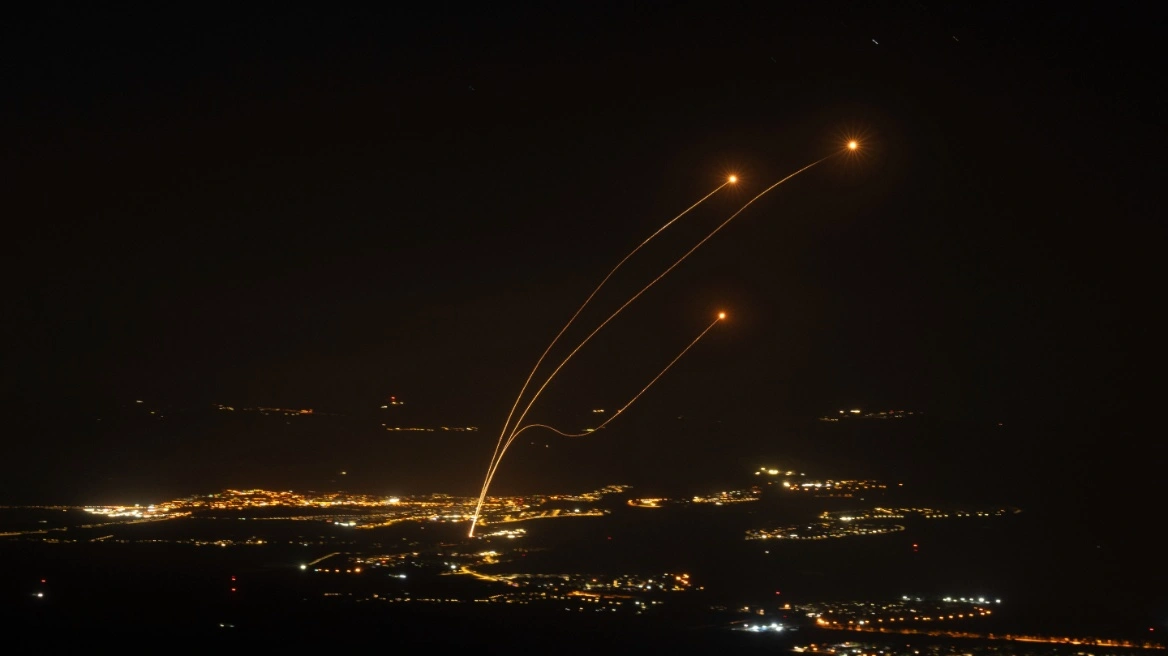 Η Χεζμπολάχ ανακοίνωσε επιθέσεις με drones σε στρατόπεδα και στρατιωτικές θέσεις στο βόρειο Ισραήλ
