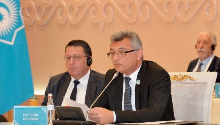 Ο Ερχιουρμάν δηλώνει πως μαζί με την Τουρκία συνεχίζουν την προσπάθεια για λύση στο Κυπριακό