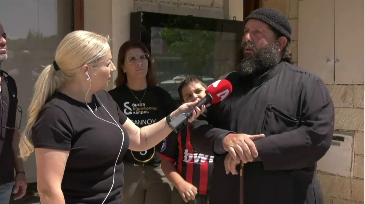 «Δέχονται να σκοτώσουν τα παιδιά τους;»: Αμφισβητεί ότι τα ζώα του νοσούν με αφθώδη πυρετό ο ιερέας-κτηνοτρόφος